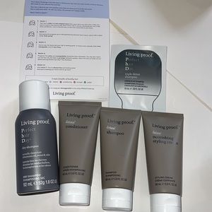 Living proof detox/frizz kit